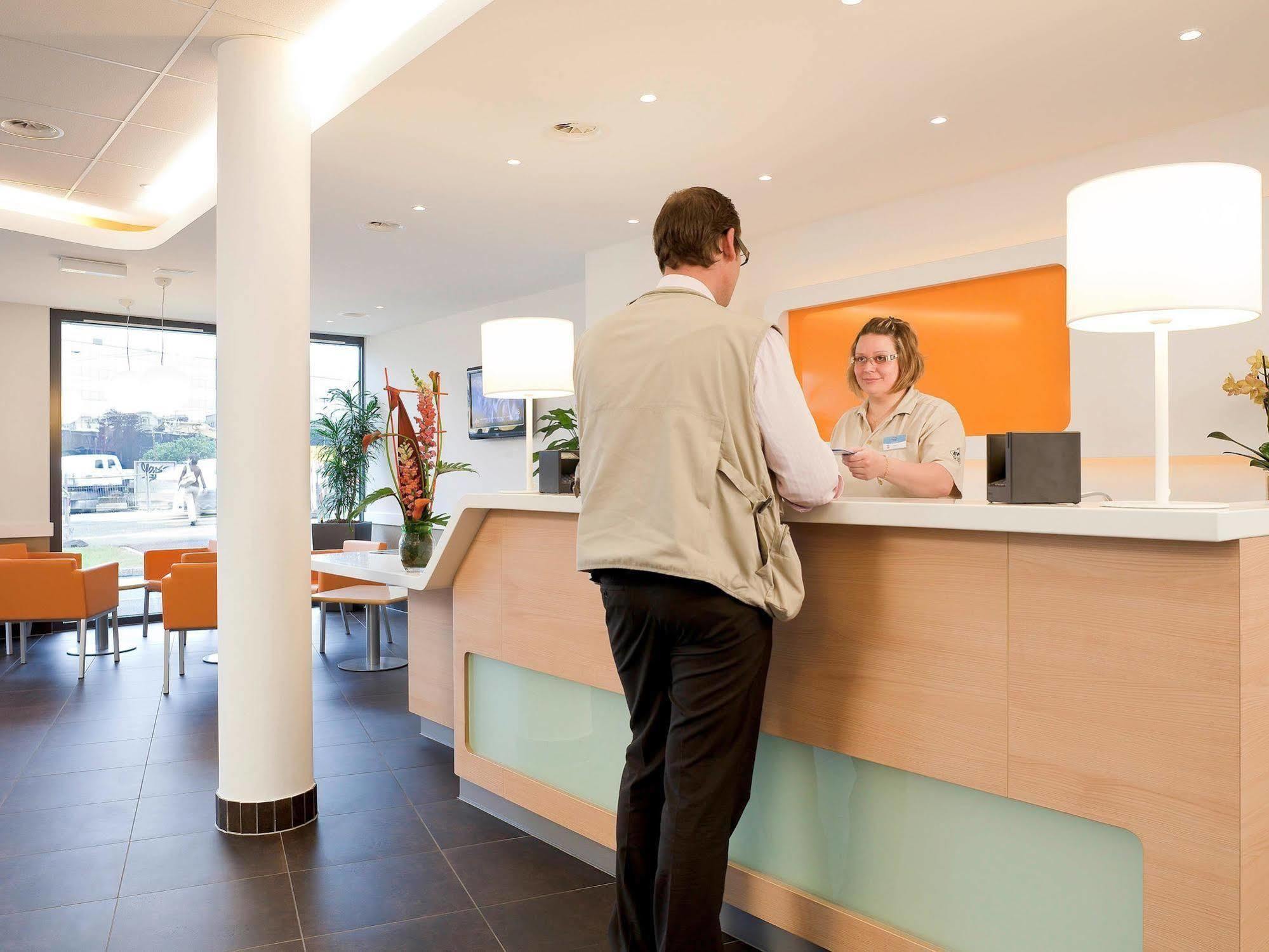 Ibis Budget Geneve Petit-Lancy מראה חיצוני תמונה